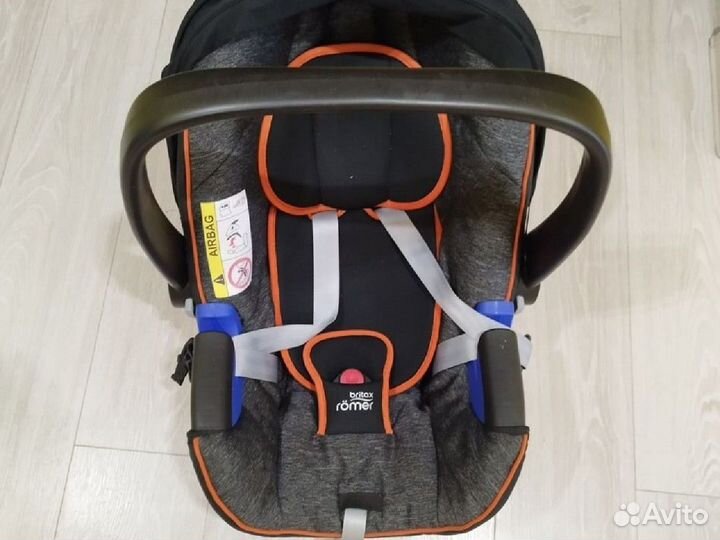Детское автокресло britax romer baby safe i size