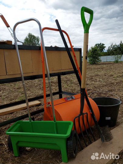 Каток для газона,сеялка