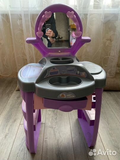 Детский туалетный столик