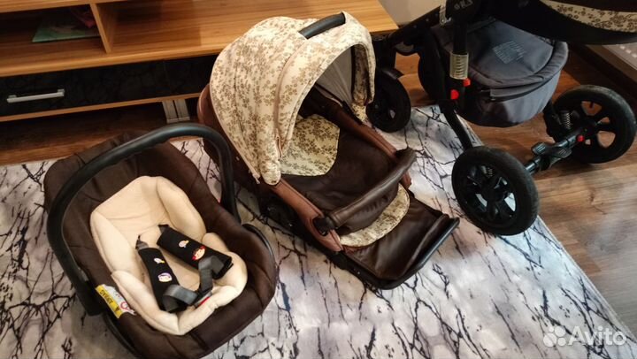Коляска 3 в 1 и кроватка все вместе