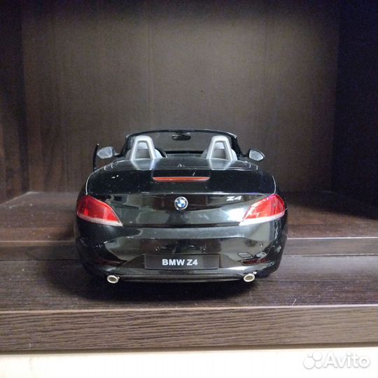 Модель автомобиля BMW Z4