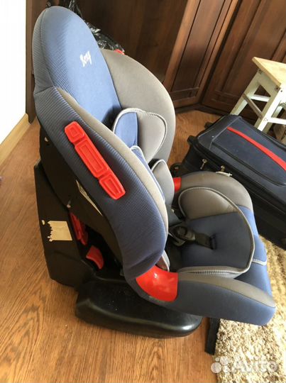 Детское кресло