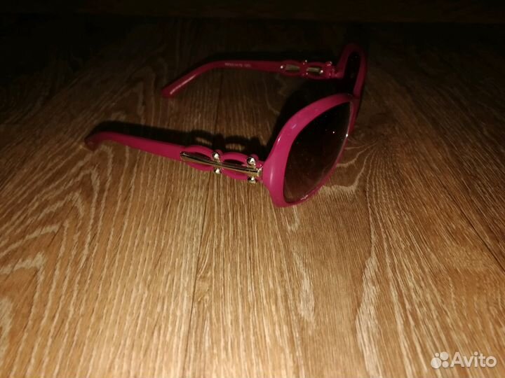 Очки солнцезащитные женские