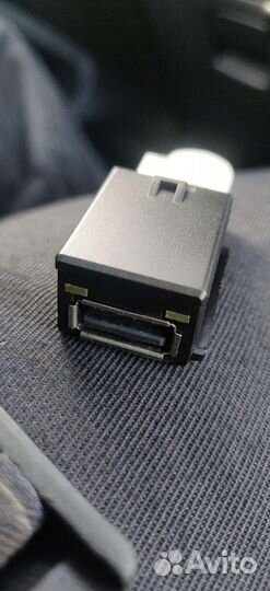 Usb разъём 5Q0035726B