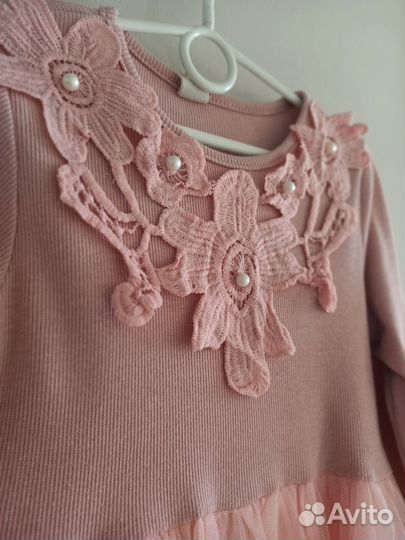 Нарядное платье для девочки