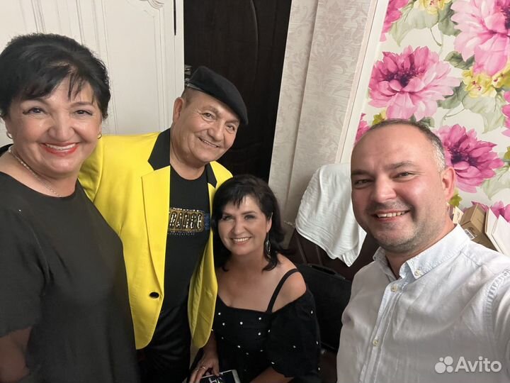 Поющий Ведущий+Диджей в одно лице на банкет