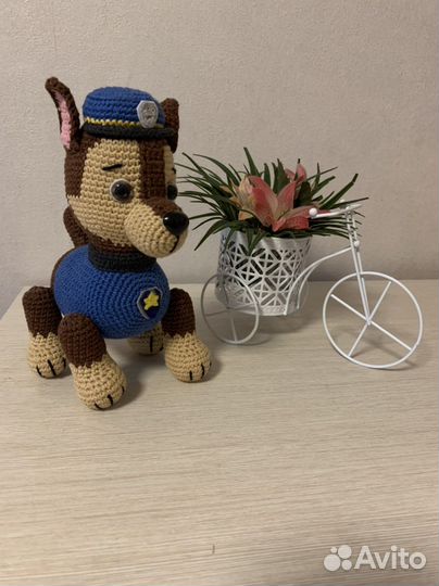 Собака вязаная Гонщик