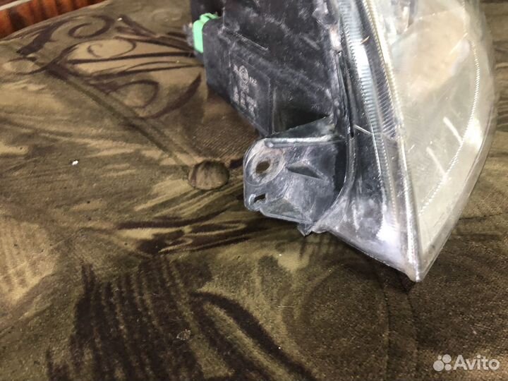 Фара передняя левая Форд Фиеста