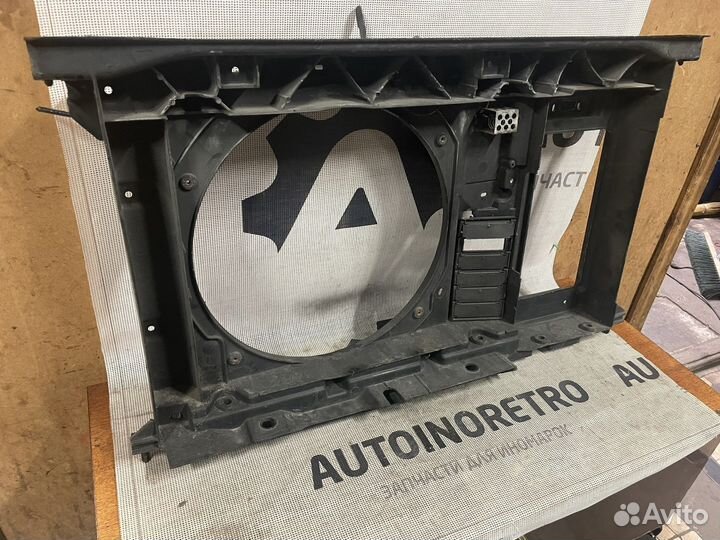 Передняя панель телевизор) peugeot 308 9650316080