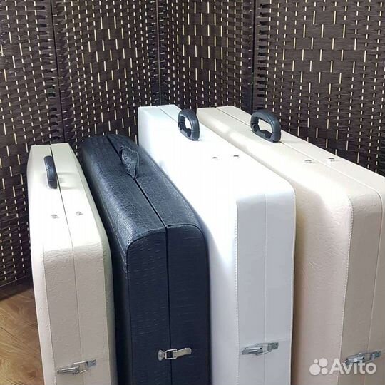 Массажная кушетка