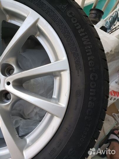 R16 Continental ContiWinterContact TS830 P SSR 205/60, PCD 5x120 DIA 72.6