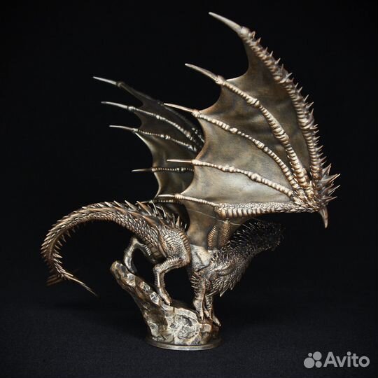 Дракон Кхаакс - коллекционная модель (200 мм)