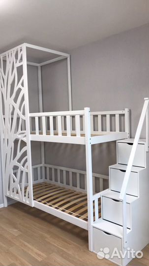 Кровать детская двухяръярусная с decor