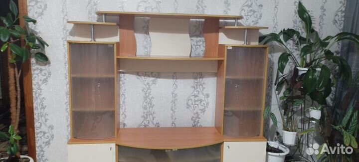 Стенка в гостиную под тв