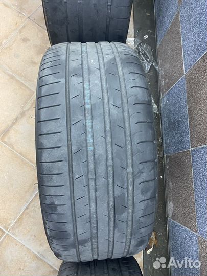 Toyo Proxes T1 Sport 245/40 R19 и 275/35 R19