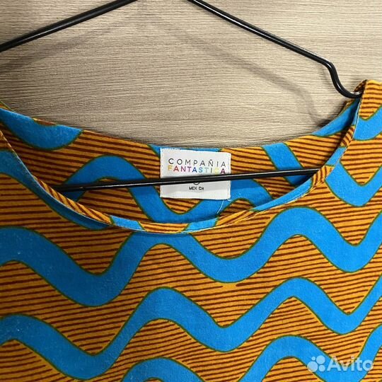 Футболка яркая с узором