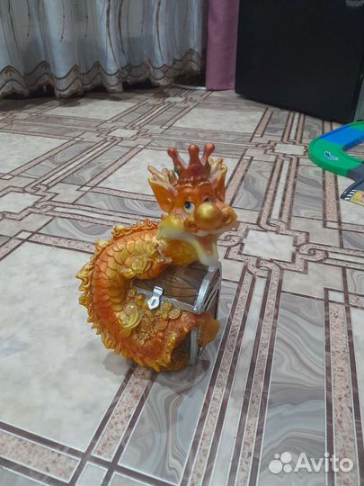 Копилка дракон