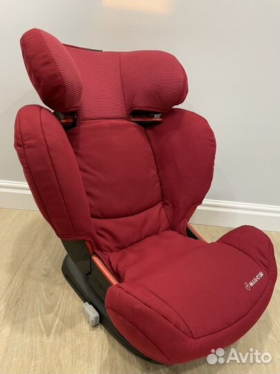 Автокресло Maxi-Cosi RodiFix AirProtect Robin Red