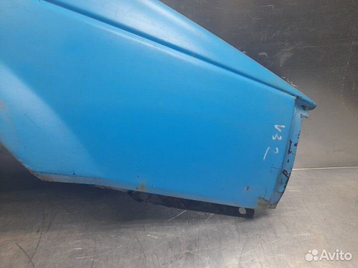 Крыло переднее правое Volkswagen Passat B3