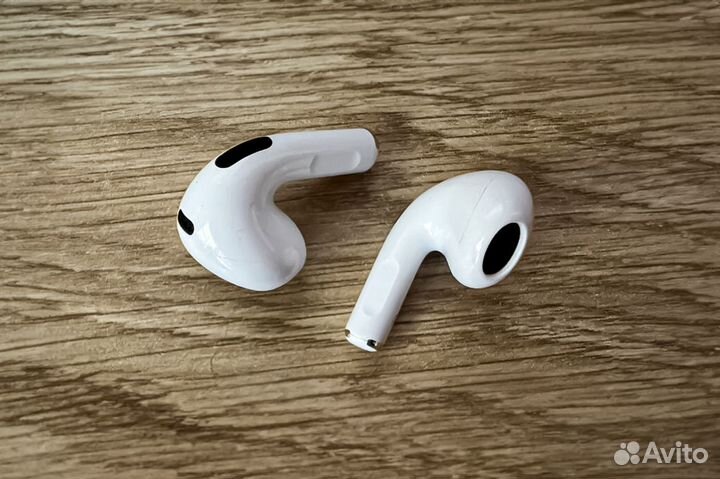 Беспроводные наушники Apple AirPods 3