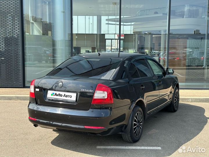 Skoda Octavia 1.6 МТ, 2011, 232 500 км