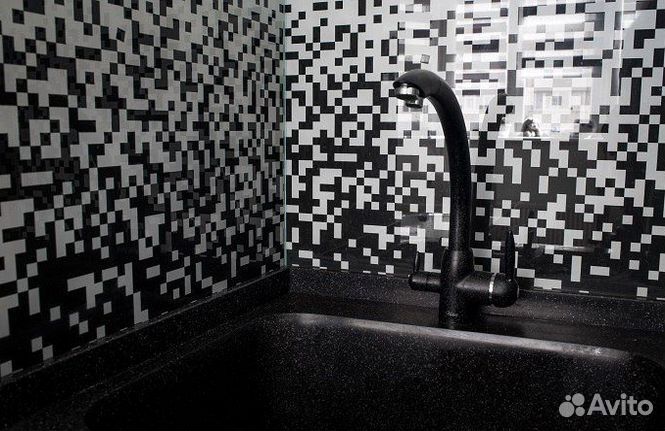 Угловой кухонный гарнитур современный