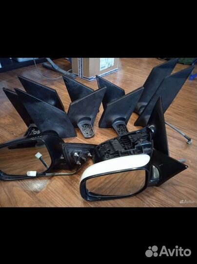 Кронштейн зеркала Тойота Королла Камри Исис Пассо