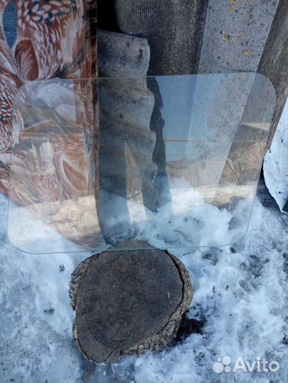 Стекло на дверь мтз80