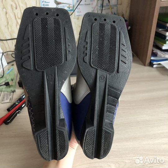 Лыжные ботинки размер 34