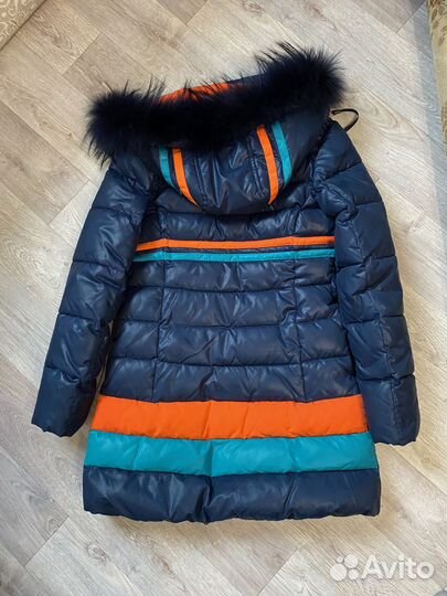 Пуховик р 146