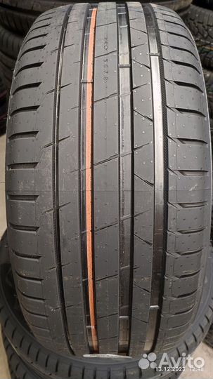 Nokian Tyres Hakka Black 2 SUV 235/65 R18 110W