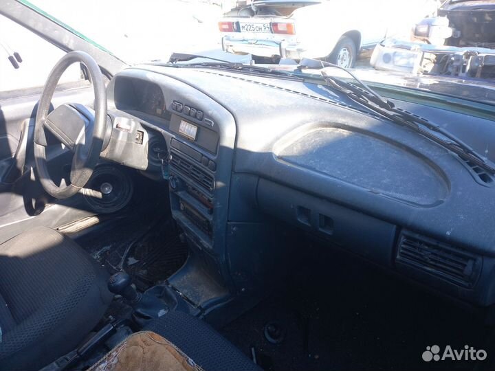 Автомобиль на запчасти ваз 2114