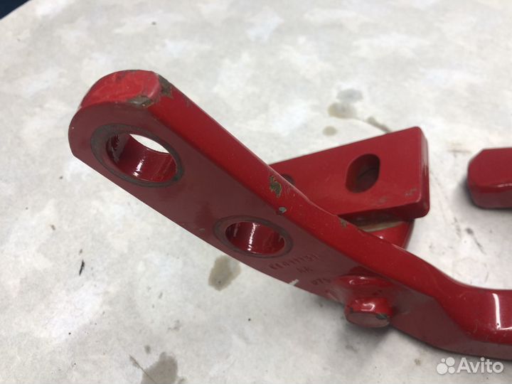 Крюк буксировочный задний Jeep Wrangler JL