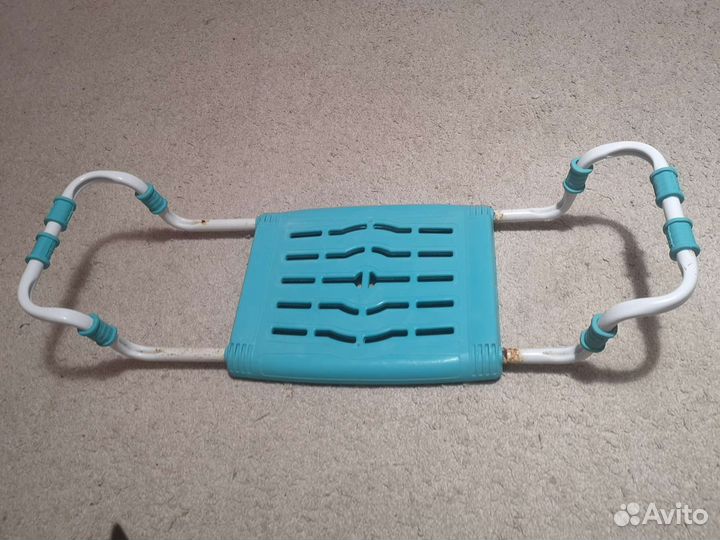 Сиденье для ванны