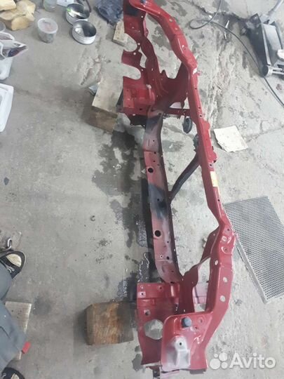 Телевизор (панель передняя) Nissan x-trail NT30