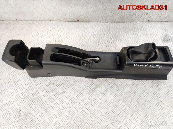 Консоль центральная Nissan Note E11 969109U010