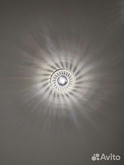 Светильник встраиваемый