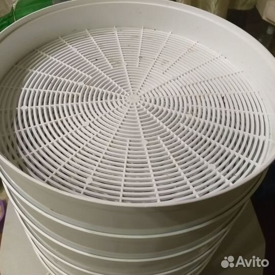 Сушилка для овощей и фруктов ветерок 2