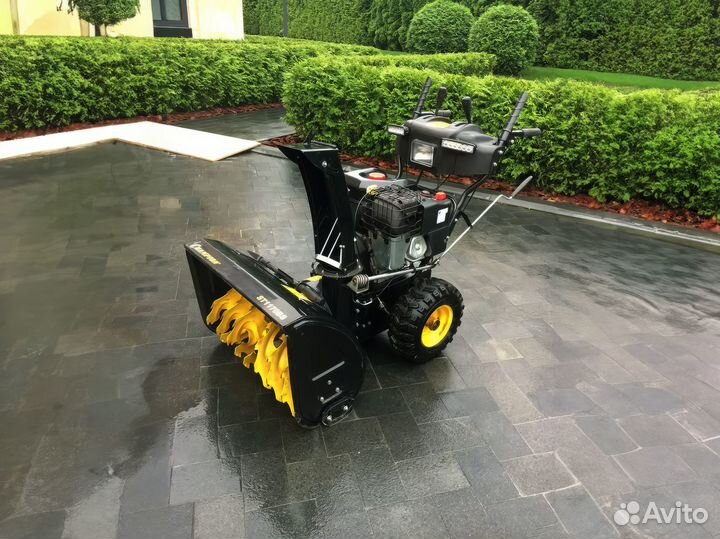 Снегоуборщик champion ST1170BS Б/У