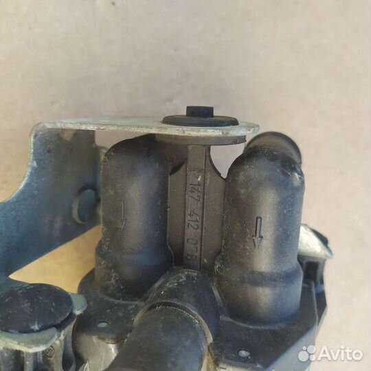 Mercedes w 202 клапан печки