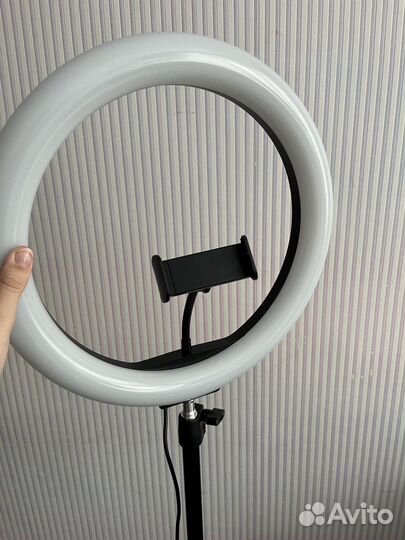 Лампа кольцевая со штативом