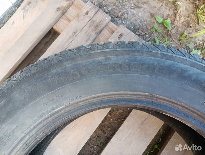 Continental ContiVikingContact 7 235/60 R18