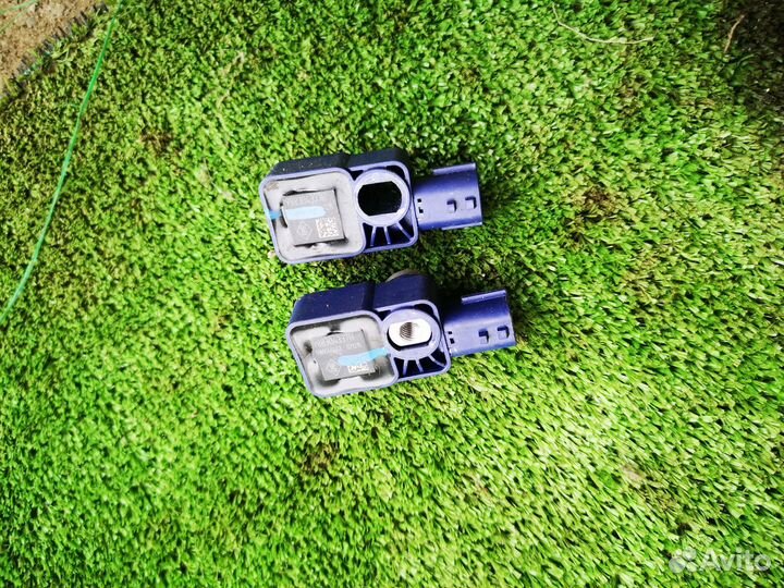 Датчик удара AIR BAG на Renault Logan II 2014-н.в