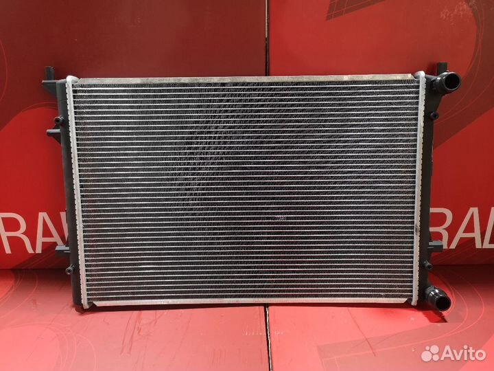 Радиатор двс Volkswagen Golf vi 5K1