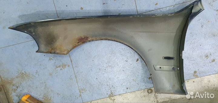 Крыло переднее правое bmw 5 e39