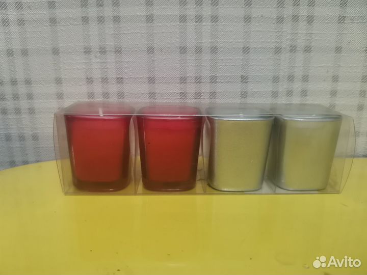 Набор свечей в стеклянных подсвечниках