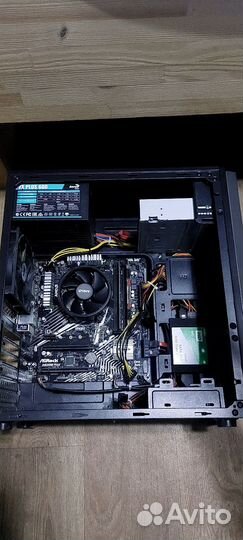 Компьютер без видеокарты и жёсткого диска