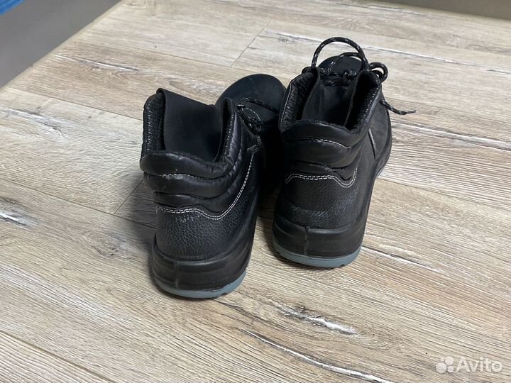 Ботинки рабочие 43 с защитным носом