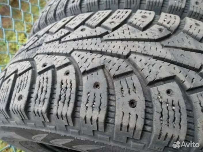 Зимняя резина нокиан на 15. Нокиан нордман 7 185/65/15. Хакапелита 8 195/65/15 зима. 185 65 15 зима nokian шиповались. Набор зимней резины 185 65.