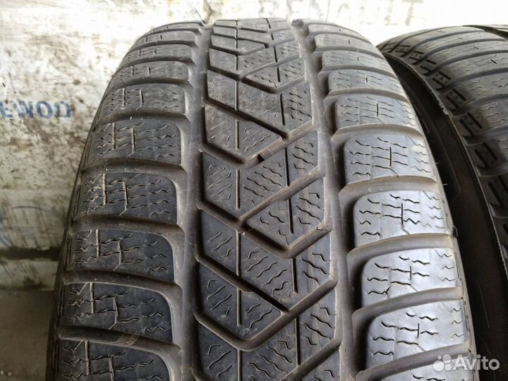 Pirelli Winter Sottozero 3 235/55 R17 103V
